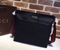 GUCCI Men bag