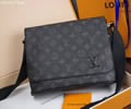 Louis Vuitton men Bag LV best quality