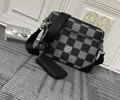 Louis Vuitton Trio Mens bag