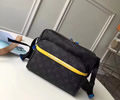 LV MESSENGER M43843 Men bag Top quality 1:1