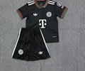 Kids kit 25-26 Bayern special version black soccer jersey