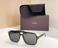 TOM FORD Sunglasses MODEL TF884 SIZE 60-18-140