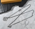LV Necklace best quality