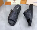 LOUIS VUITTON Men Slippers best quality