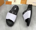 LOUIS VUITTON Men Slippers best quality
