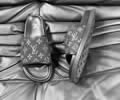 LV Men Slippers best quality